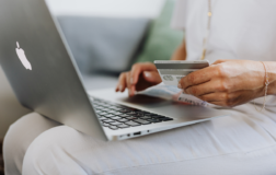 Kredi Kartları: Alışverişin Kolay ve Pratik Yolu