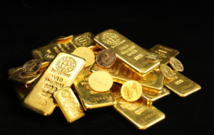 Altın Yatırımının Avantajları ve Dezavantajları: Bilmeniz Gerekenler