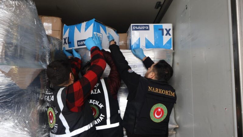 Gümrüklerde Uyuşturucu Operasyonu: 1 Milyar Lira Değerinde Ele Geçiril