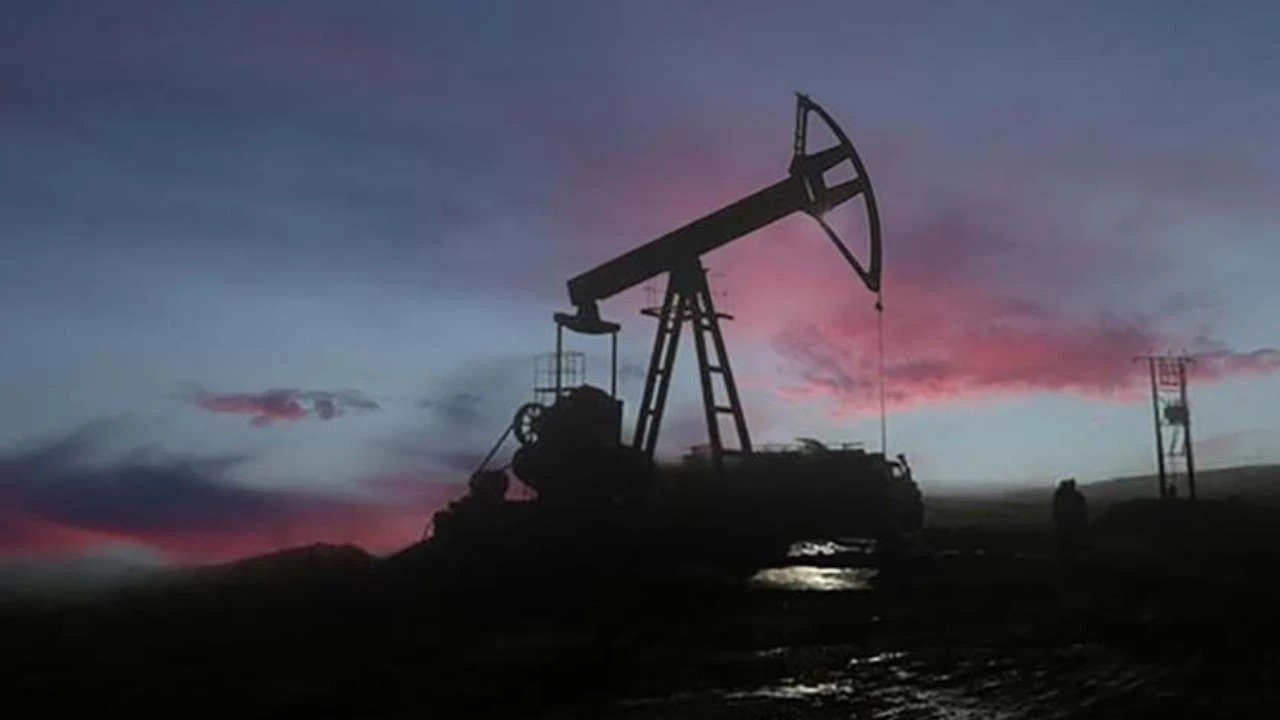 Petrol Fiyatları Artıyor: Jeopolitik Riskler Piyasaları Etkiliyor