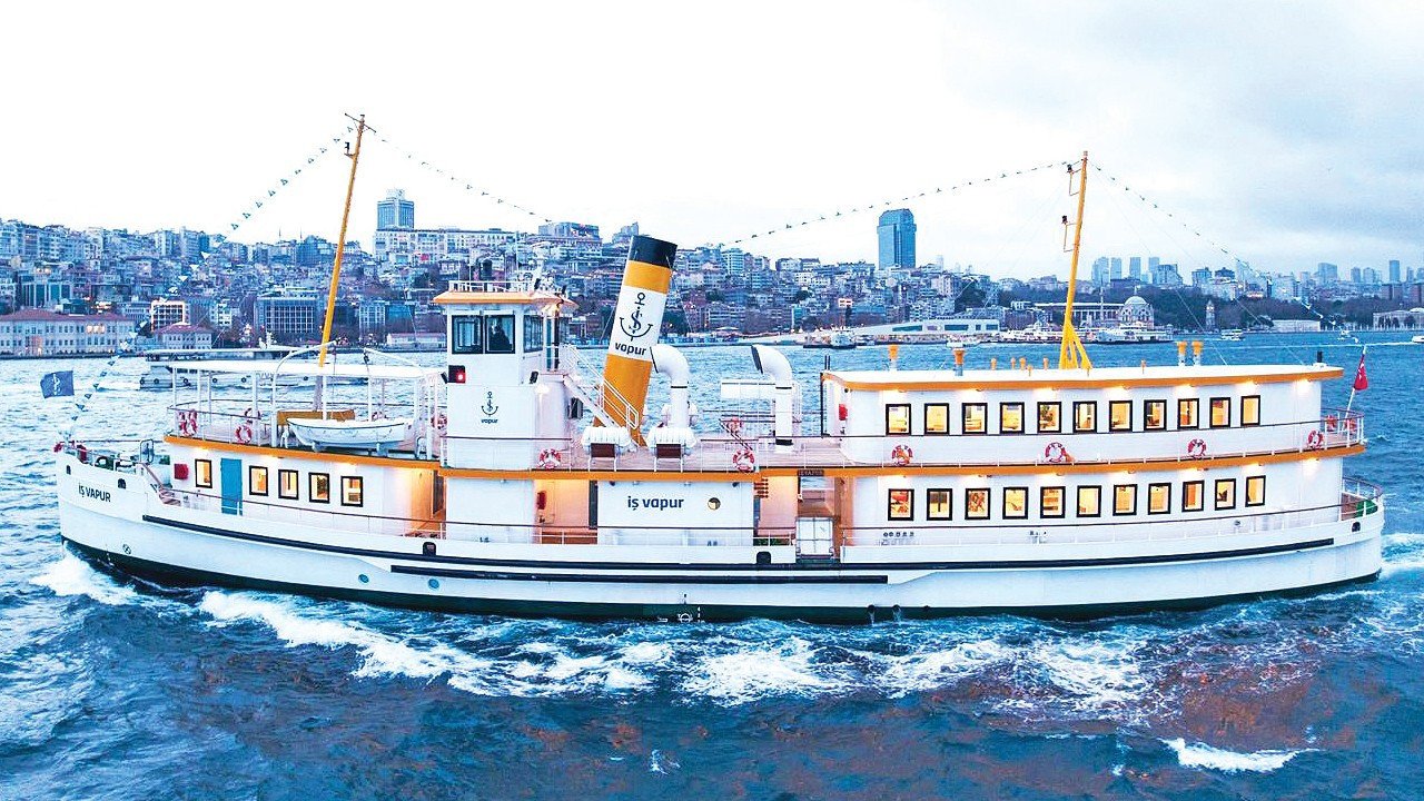 İş Bankası’nın Yüzen Şubesi İş Vapur, Bankacılıkta Yenilikçi Bir Adım