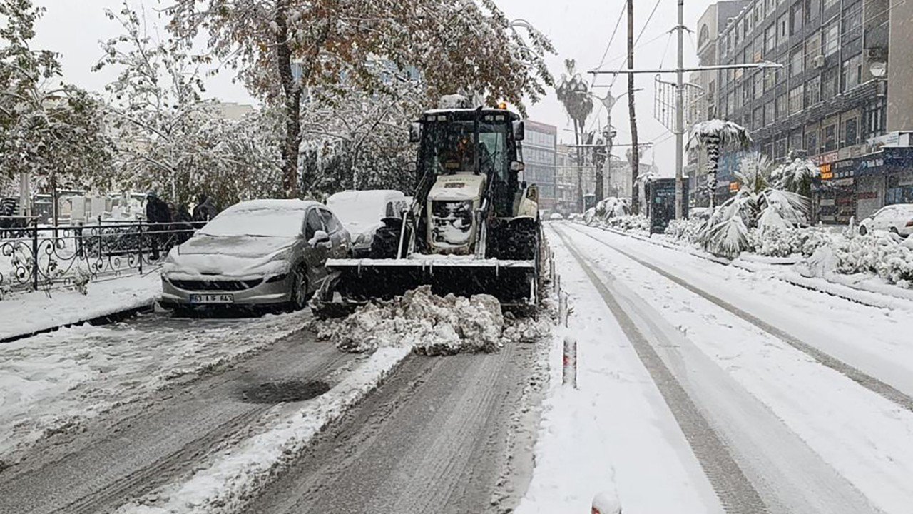 Şanlıurfa’da 58 Yılın En Yoğun Kar Yağışı Kaydedildi