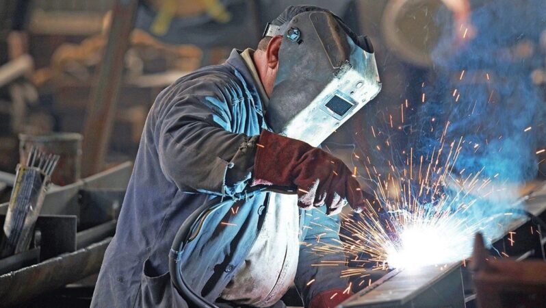 Bakan Şimşek, İmalat PMI Verilerini Değerlendirdi: 2025’in En Yüksek S