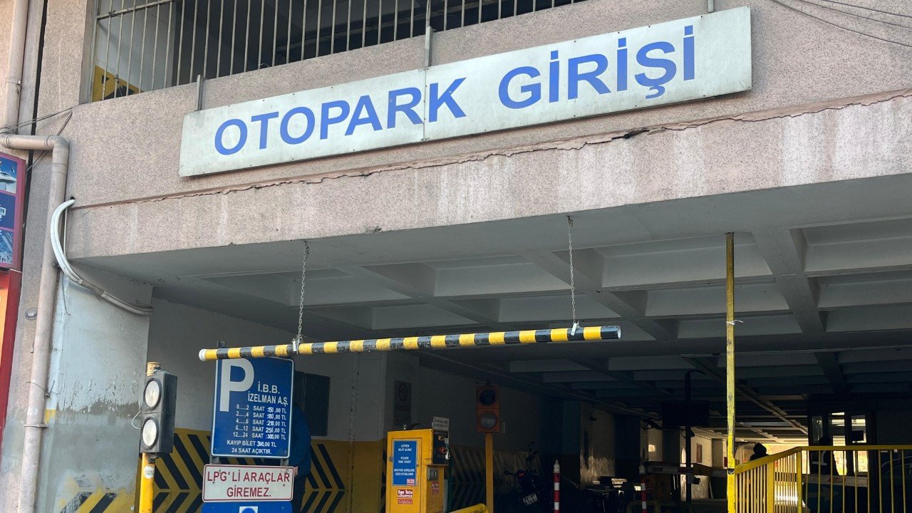 İzmir’de Otopark Ücretlerine Yüzde 250’ye Varan Zam Yapıldı