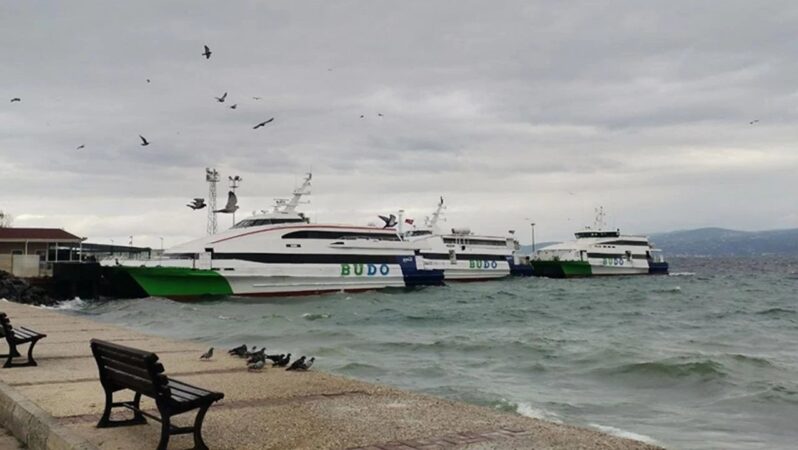 Marmara Denizi’nde Lodos Nedeniyle Deniz Ulaşımında Aksamalar
