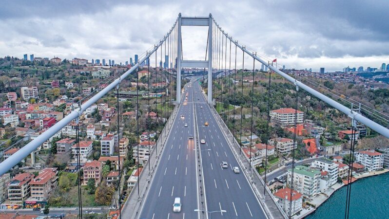 2025’te otoyol ve köprülerden 1,1 milyar araç geçti