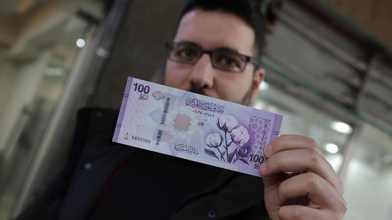 Suriye’de Yeni Banknotlar Piyasaya Sürüldü