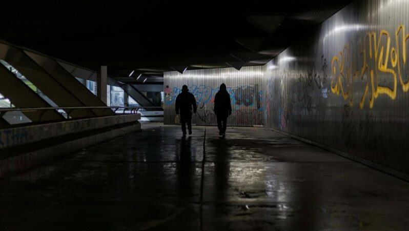 Berlin’de Elektrik Kesintisi Nedeniyle Eğitime Ara Verildi