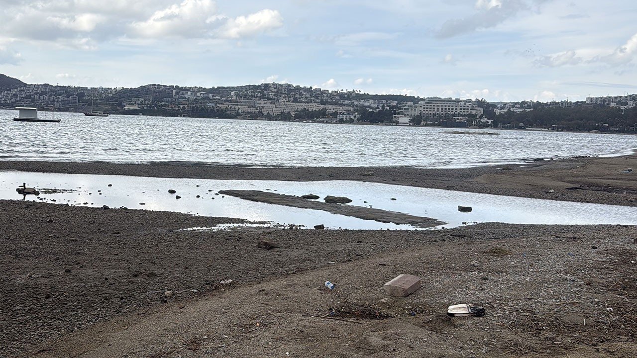 Bodrum’da Deniz Suyunun 3-5 Metre Çekilmesi ve Etkileri