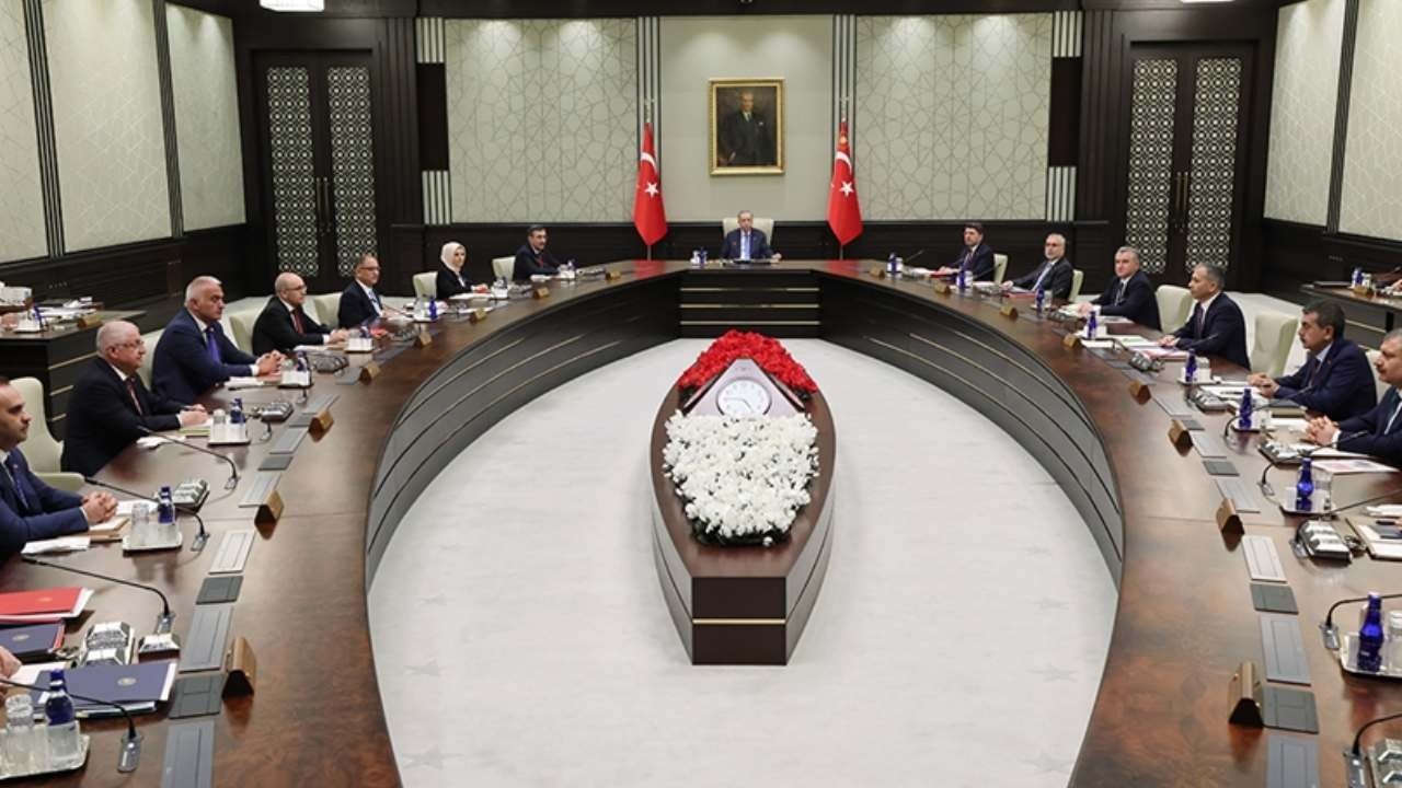 Yılın İlk Kabine Toplantısı Ekonomi ve Dış Politika Gündemiyle Tamamla