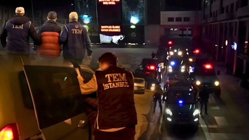 FETÖ Operasyonlarında 223 Şüpheli Yakalandı, 87 Kişi Tutuklandı