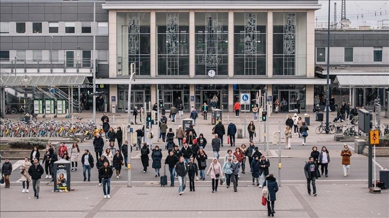 Almanya’da İşsizlik 15 Yılın Zirvesine Ulaştı