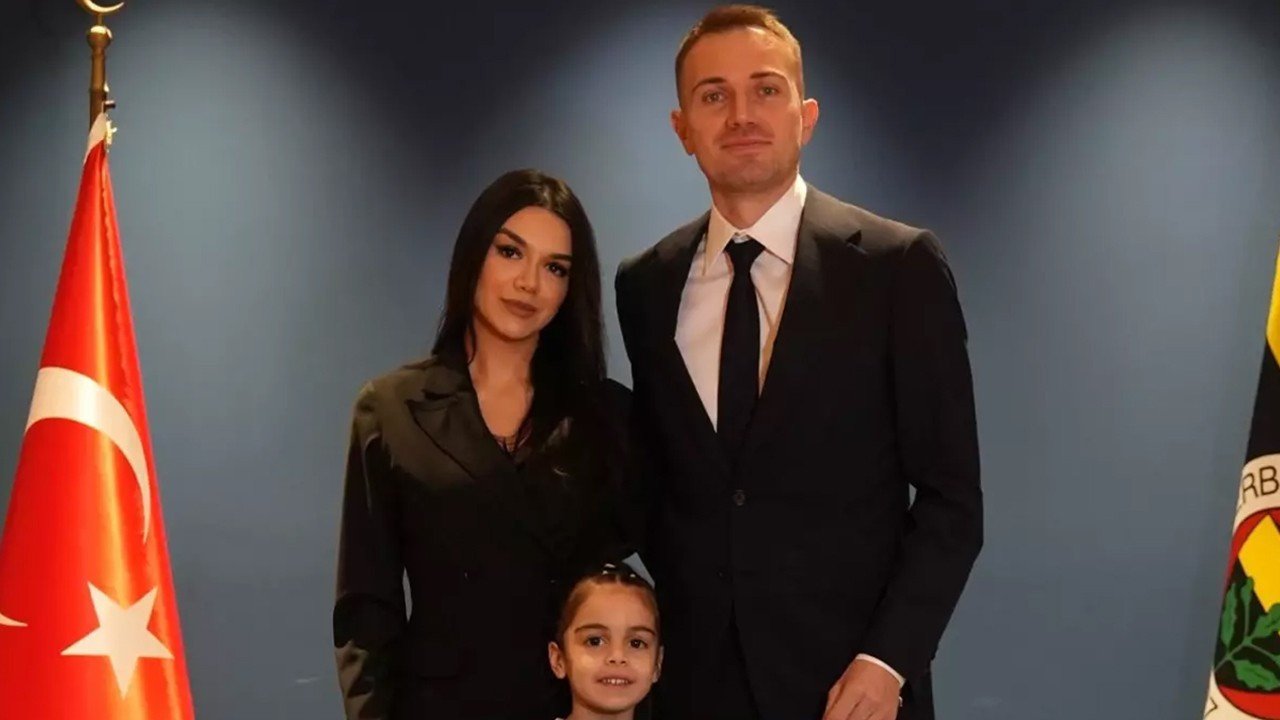 Mert Günok, Fenerbahçe’ye 2.5 Yıllık İmza Attı