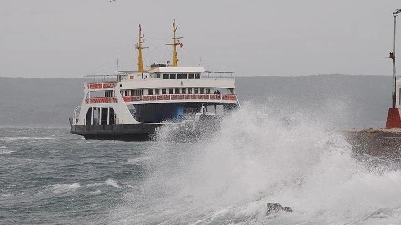 Güney Marmara’da Fırtına Nedeniyle Feribot Seferleri İptal Edildi