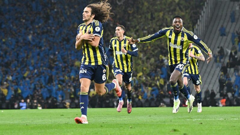 Fenerbahçe, Süper Kupa’yı 2-0 ile Kazandı