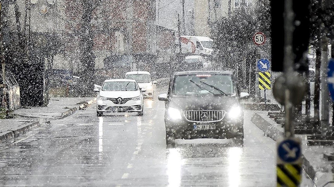 İstanbul’da Kar Beklentisi: Hava Sıcaklıkları Düşüyor