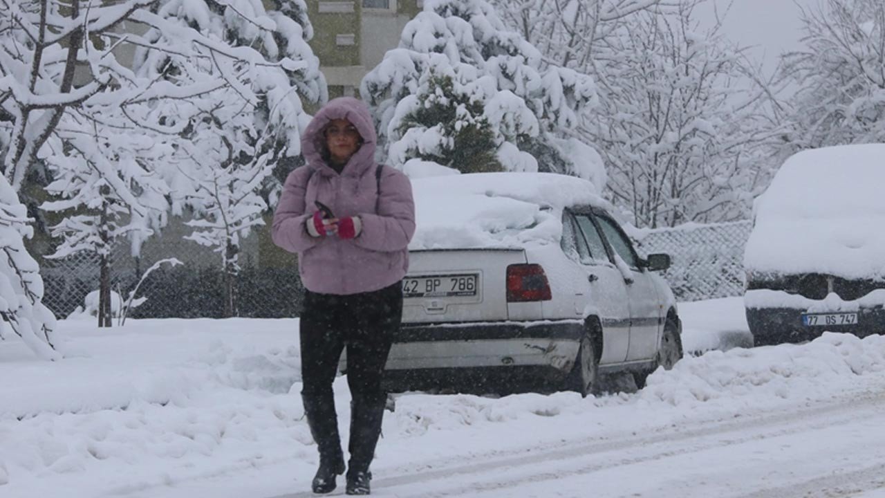 Yalova’da Olumsuz Hava Koşulları Nedeniyle Eğitime Ara Verildi