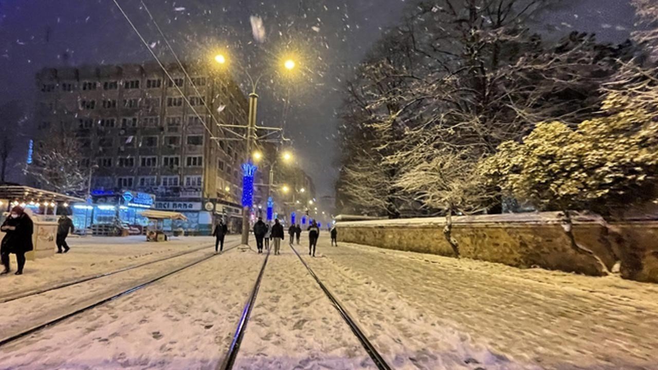 Kocaeli’de Kar Yağışı Nedeniyle Eğitime 1 Gün Ara Verildi