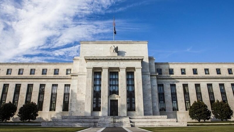 Fed Başkanı Powell’a Eski Başkanlardan Bağımsızlık Desteği