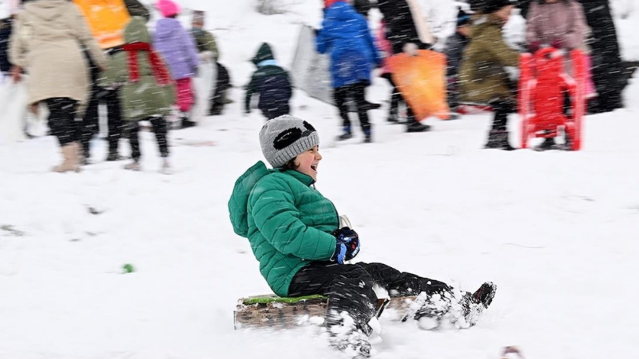 Ardahan’da Eğitime Kar Engeli: Okullar Tatil Edildi
