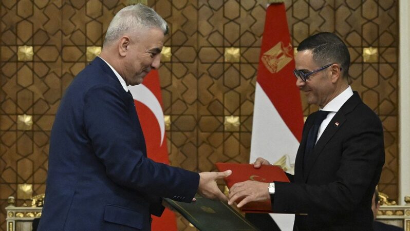 Bolat: Türkiye-Mısır ekonomik işbirliği derinleştirilecek