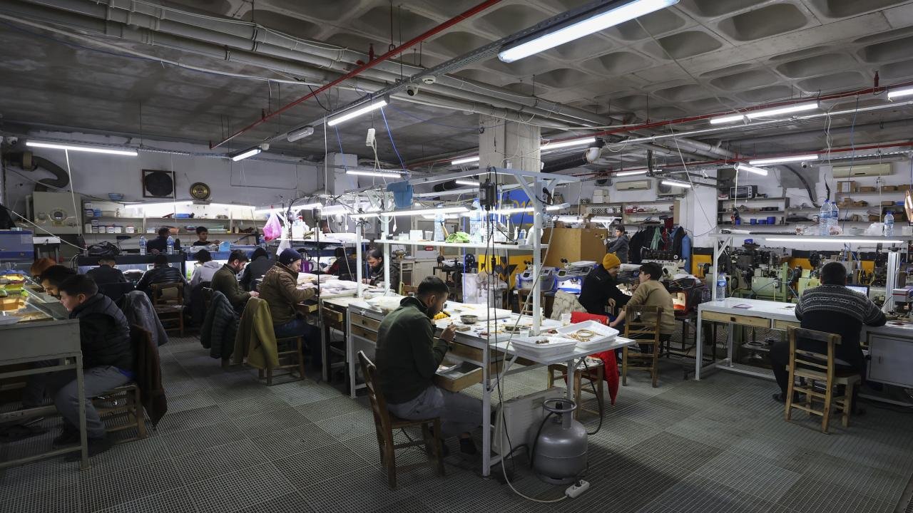 Deprem bölgesinin imalat sanayisi, kapasite kullanımında Türkiye