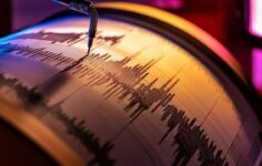 Endonezya’da 5,8 büyüklüğünde deprem