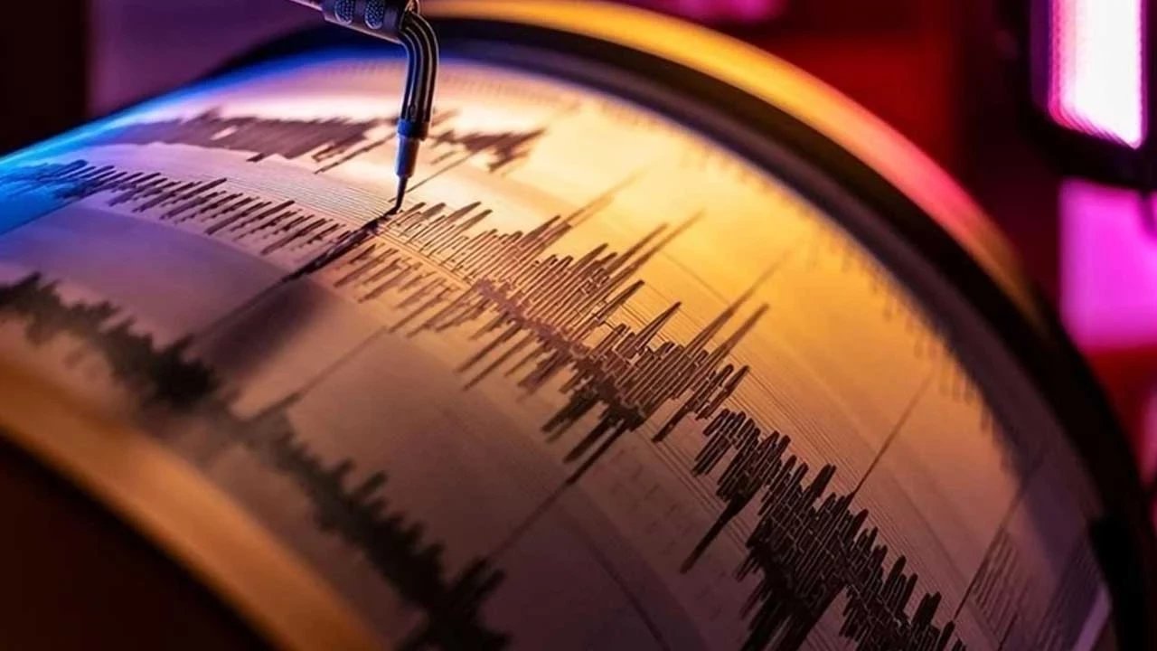 Erzincan’da 4,9 büyüklüğünde deprem: 6 Şubat’ın yıl dönümünde kor