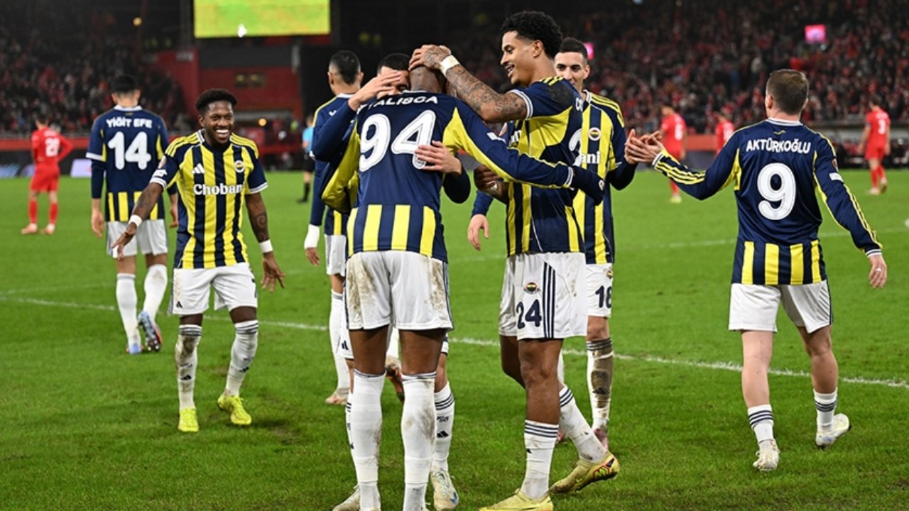 Fenerbahçe’nin UEFA kadrosu belli oldu