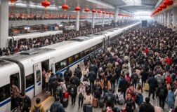 Bahar Bayramı izdihamı: 140 milyon tren bileti satıldı