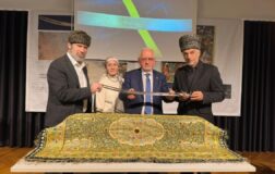 İslam tarihinin en sembolik kılıcı yeniden gündemde