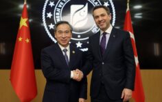Bakan Bayraktar, Çinli heyeti kabul etti
