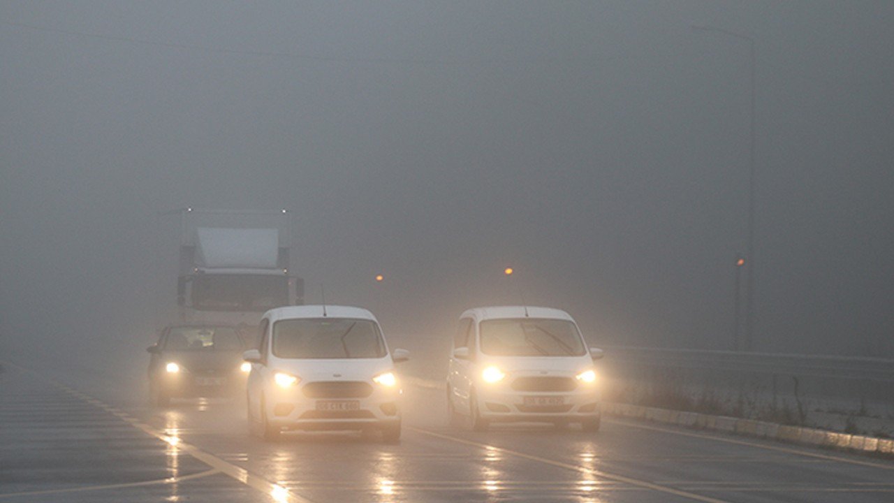 Bolu-Seben kara yolu trafiğe kapatıldı