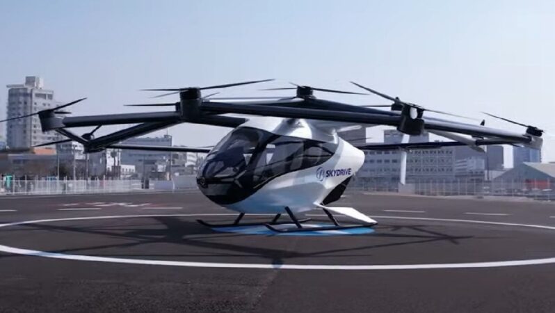 Anlaşma imzalandı: Uçan otomobil için tarih belli oldu!