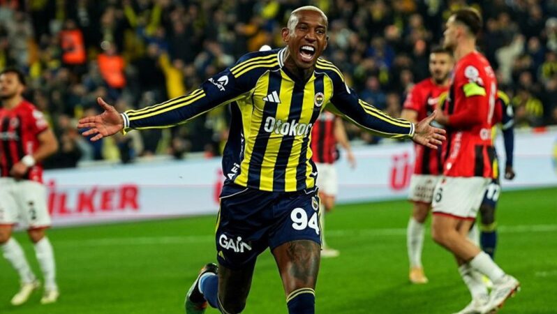 Fenerbahçe zirve takibini bırakmadı