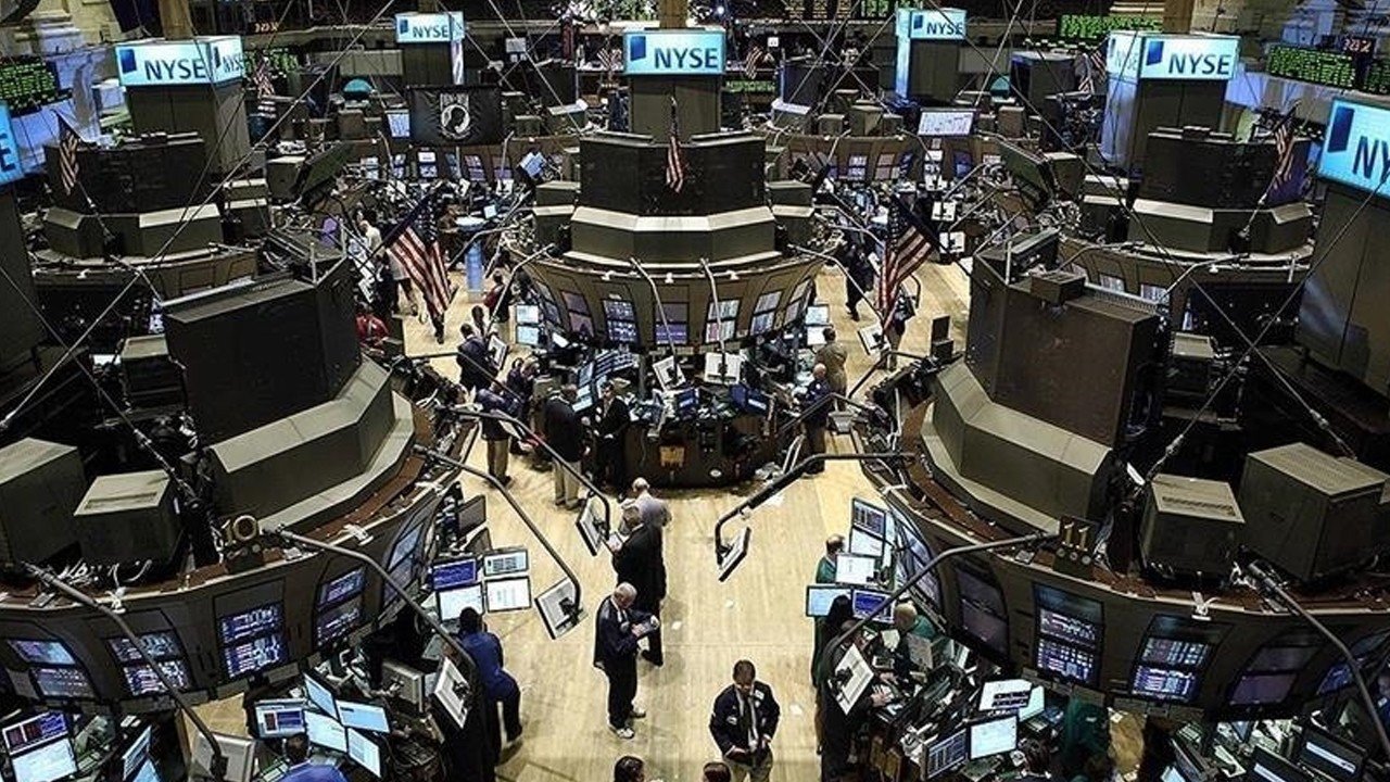 New York borsası haftanın ilk gününü yükselişle kapadı