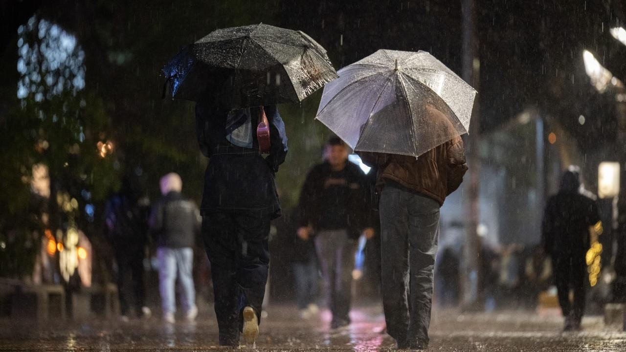 Meteoroloji’den 15 il için sağanak uyarısı: Yağmur ve fırtına etk