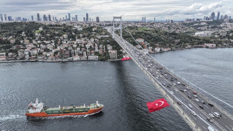İstanbul Boğazı’ndan geçen yıl 40 bin 172 gemi geçti