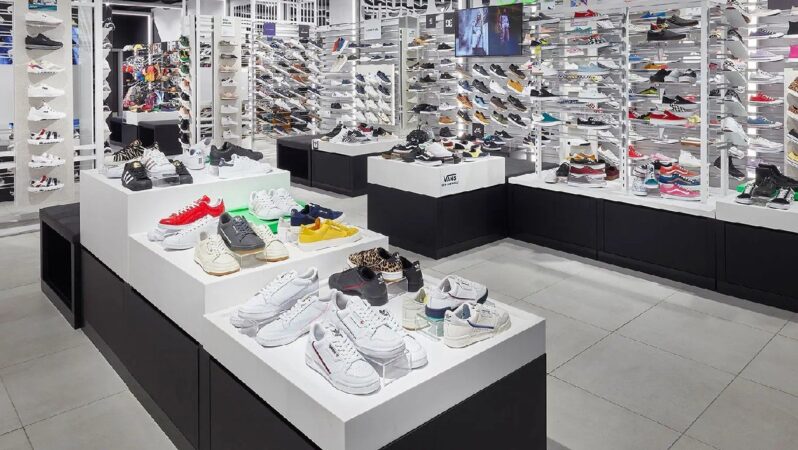 120’den fazla mağazası olan ayakkabı zinciri AVM şubesini aniden