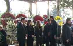 Ergin Ataman’ın annesi Gülten Ataman, son yolculuğuna uğurlandı