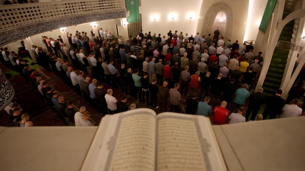 2026 İlk teravih ne zaman? Teravih namazı hangi gün saat kaçta kı