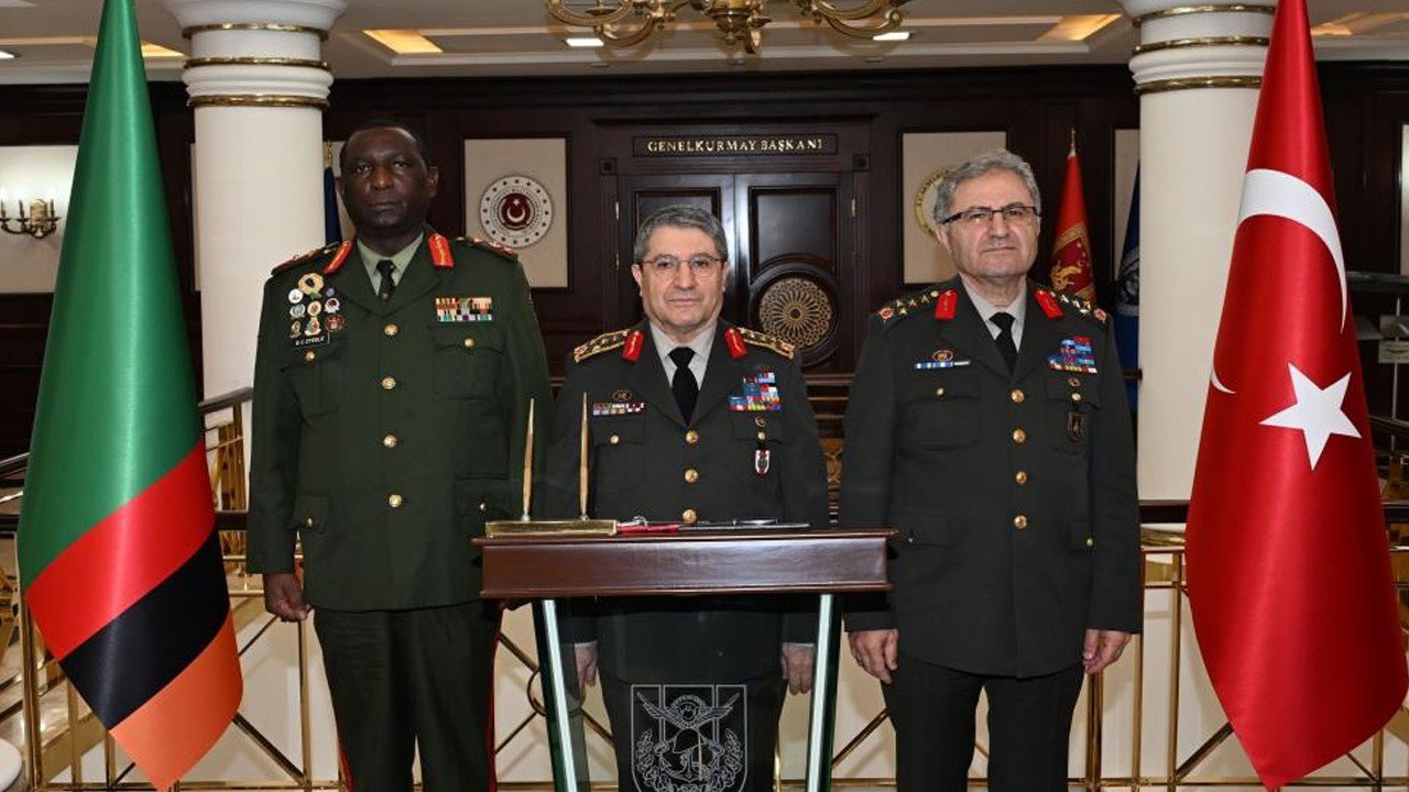 Genelkurmay Başkanı Bayraktaroğlu, Zambiya Kara Kuvvetleri Komuta