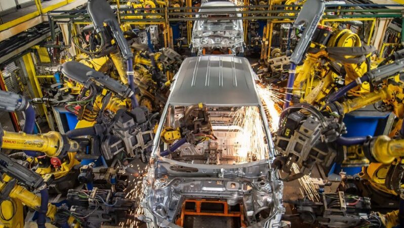 Otomotiv devinden rekor kâr sonrası sürpriz hamle: Temettü yüzde