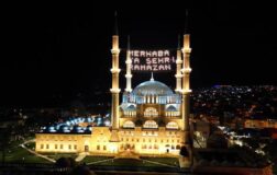 Selimiye Camii’nde 4 yıl aradan sonra ilk teravih