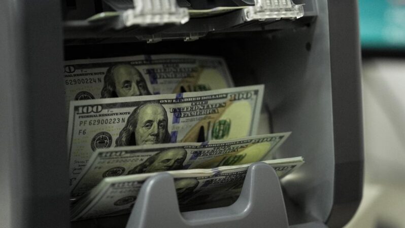 Kısa vadeli dış borç stoku dördüncü çeyrekte azaldı