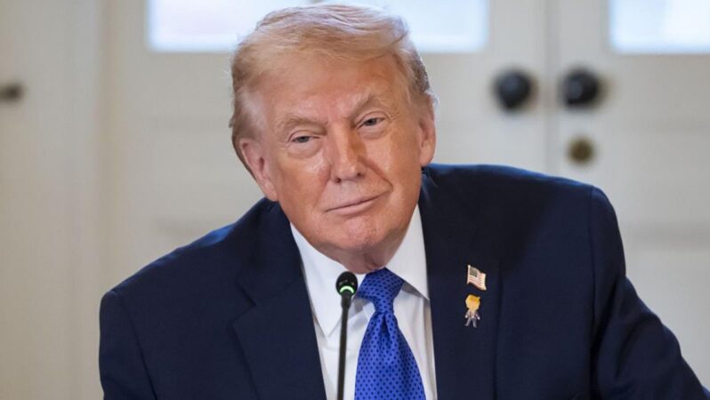 ABD Başkanı Trump tarife oranını yüzde 15’e çıkardı