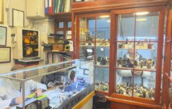 Lüks saatlerin tamir merkezi: İstanbul