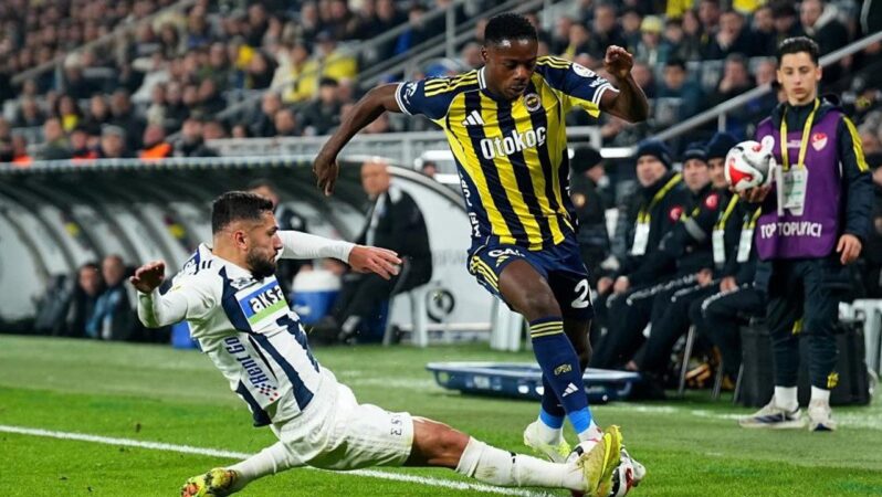 Fenerbahçe uzatmalarda yıkıldı