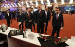 Külliye’de Ramazan’a yoğun ilgi: Bakan Ersoy atölyeleri inceledi