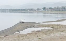 İznik Gölü’nde alarm zilleri